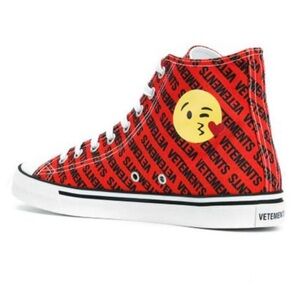 NIB VETEMENTS Printed Canvas Emoji High-Top Sneakers Size EU 37